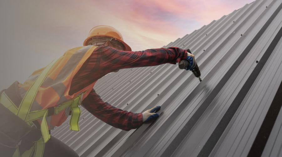 Professional gutter cleaning in Cherry Valley, IL
